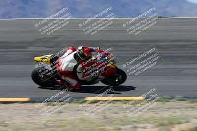 media/Apr-05-2024-Apex Assassins-CVMA Friday Practice (Fri) [[ee2ef04f2b]]/3-Racer 2/Session 3 (Bowl Speed Pans)/